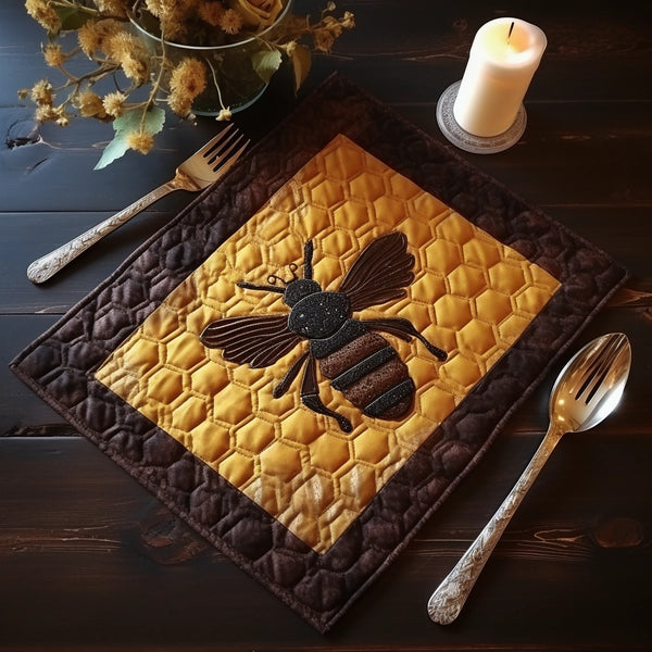 Bee TAI080324096 Quilted Placemats